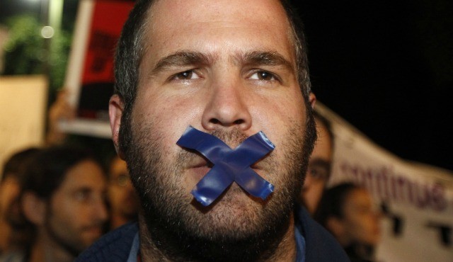 Cum vor protesta constănțenii la mitingul pro-Băsescu - freespeech370-1342702031.jpg
