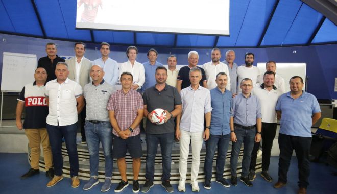 FRF a găzduit a patra sesiune din programul Football Academies - frf-1660919624.jpg