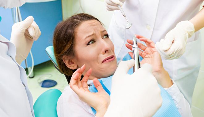 Anxietatea dentară vă poate pune în pericol sănătatea orală - frica-1676486212.jpg