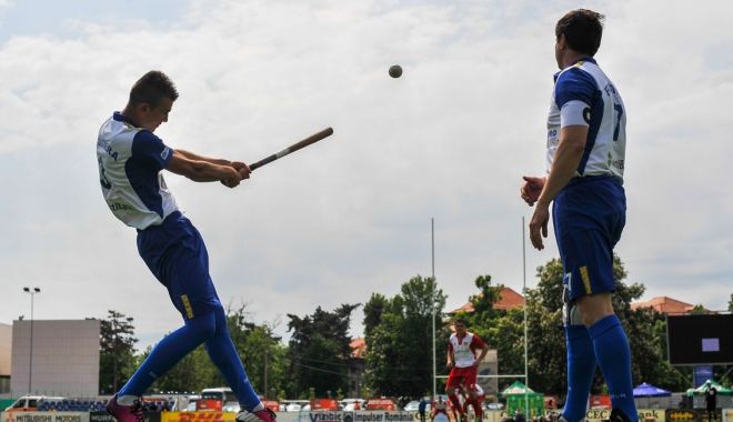 Frontiera Tomis le dezvăluie elevilor constănțeni frumusețea jocului de oină - frontiera-1570650279.jpg