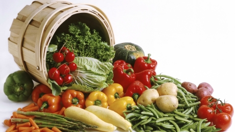 Aproape jumătate de tonă de legume și fructe, confiscată de Garda de Coastă - fructesilegume98658100-1334829474.jpg
