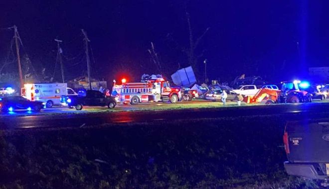 Cel puţin 23 persoane, decedate după trecerea unei tornade - fscpmojwiaqfzzd-1679749420.jpg