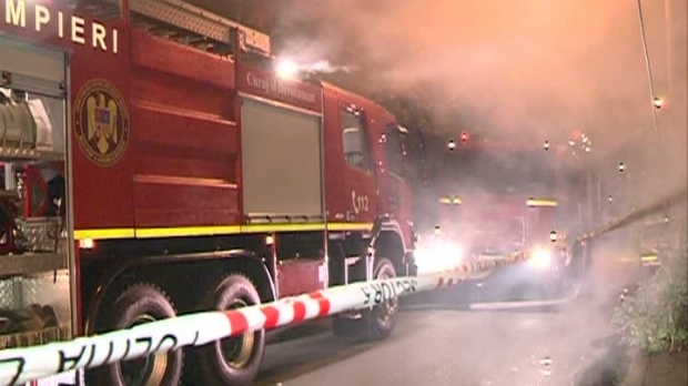 SPITAL SUB ASEDIUL FLĂCĂRILOR! 150 de bolnavi au fost evacuați - fumsiflacari80433100-1526279511.jpg
