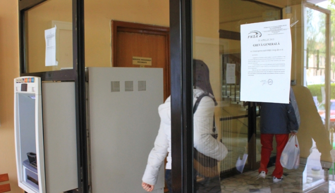 Funcționarii publici cer demisia ministrului Muncii, Olguța Vasilescu - functionariipublici-1492013711.jpg