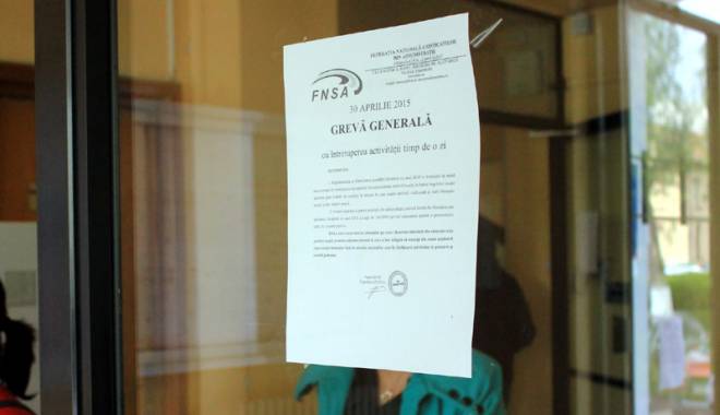 Funcționarii publici, îndemnați să participe la proteste - functionariipublicigreva-1432145283.jpg