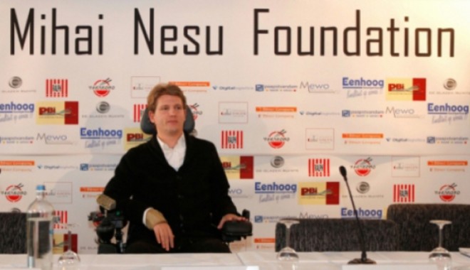 Gest impresionant făcut de FRF pentru fundația Mihai Neșu - fundatiamihainesucopy21414100074-1351079001.jpg