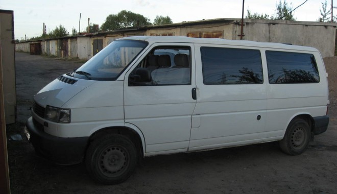 Volkswagen Transporter furat din Italia, descoperit în Constanța - furt-1382085031.jpg