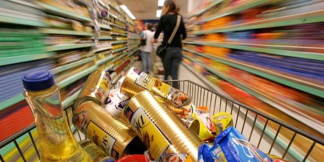Au dat lovitura, la supermarket: haine de peste 2.250 de lei, furate - furtmagazin-1534247033.jpg