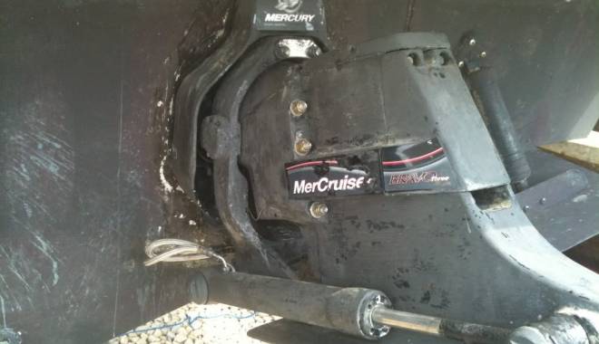 Arestați după ce au furat un motor - furtmotor-1438084387.jpg