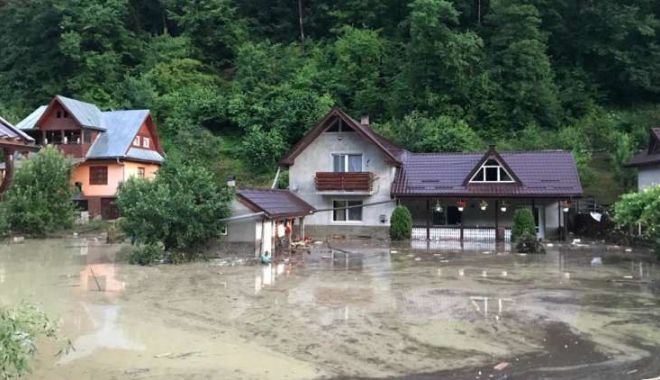 S-au rupt norii! Constanța, pe lista județelor afectate de ploile torențiale - furtuni-1561013172.jpg