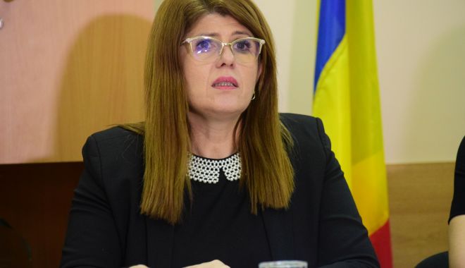 Elevii din Constanța au ajuns la limită. Se cere demisia inspectorului șef Gabriela Bucovală - gabrielabucovalaisj3-1549046043.jpg