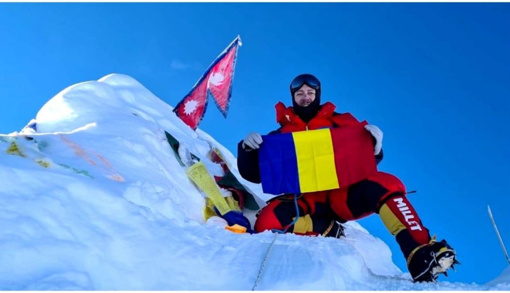 Un alpinist român a fost găsit fără suflare înainte de urcarea finală pe Everest. Gabriel Tabără a murit la doar 48 de ani