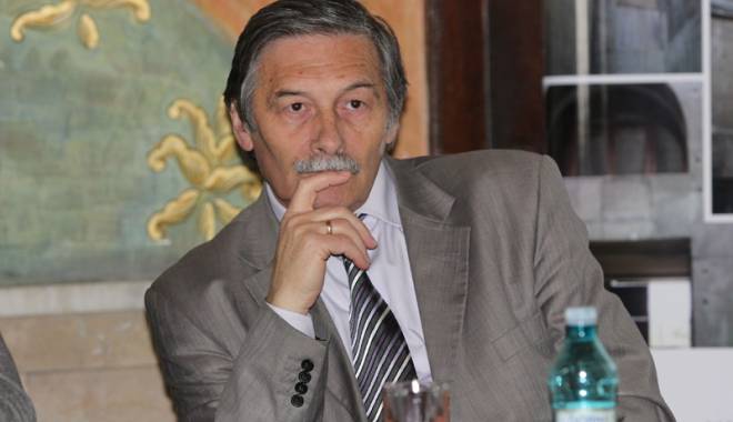 Cum a redevenit Gabriel Custurea director al Muzeului de Istorie - gabrielcusturea11-1422382558.jpg