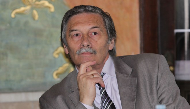 Ce afirmă directorul Muzeului de Istorie, în cazul colegilor trimiși în judecată de DNA - gabrielcusturea13-1385388420.jpg