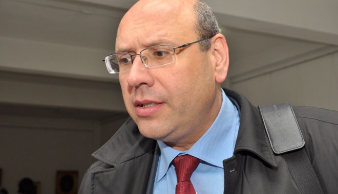 Ce îi sfătuiește decanul Baroului Constanța pe studenții de la Drept - gabrielgrigore4-1321298695.jpg