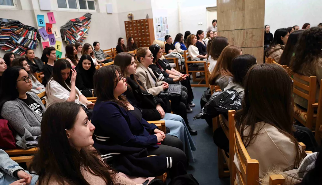Gala de Excelență la Biblioteca Județeană. Cititorii fideli și bibliotecarii de top, premiați de Ziua Cărții - gala-excelentei-1776776264.webp