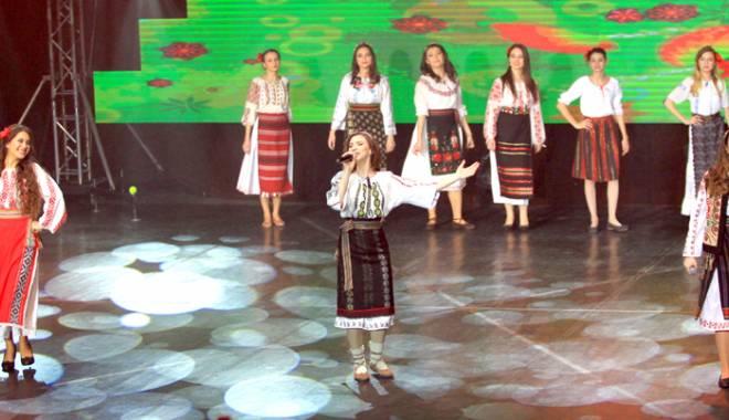 Frumusețea culturală a două popoare, în Gala culturală româno-turcă de la Constanța - galaculturalaromanoturca16-1428334252.jpg