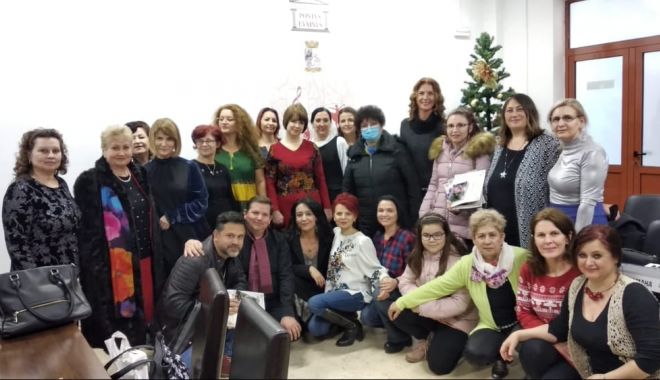 Gala personalităților culturale din orașul Năvodari, ediția 2021 - galapersonalitatilor1-1640113584.jpg