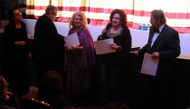 Constănțeni premiați la Gala Forumului Muzical Român - galapremiilor-1390898628.jpg