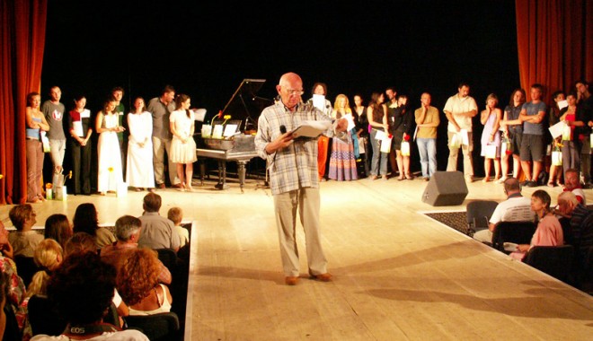 Gong inaugural pentru patru zile de teatru la Mangalia - galatanaruluiactor-1346180240.jpg
