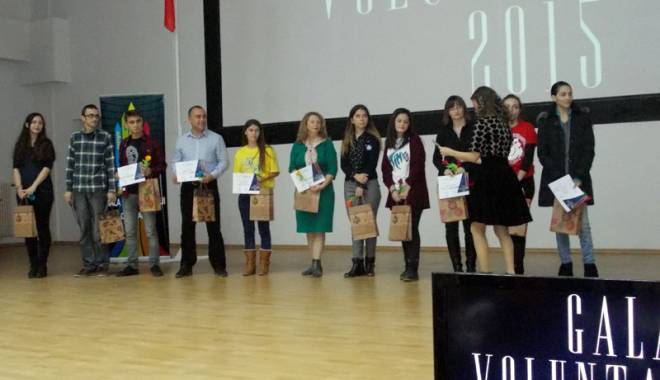 Cine sunt marii câștigători ai Galei Voluntarului - galavoluntarului-1449409258.jpg