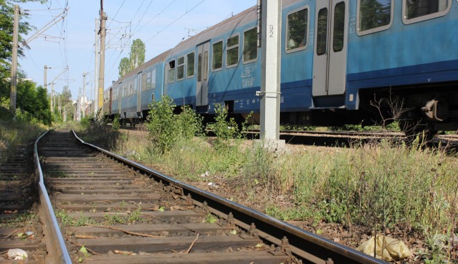 CFR / Din cauza caniculei, trenurile vor circula mai încet și vor fi întârzieri - garaconstanta62-1342793678.jpg
