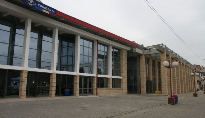 Copil fugit din adăpost, găsit cerșind în Gara Constanța - garaconstantareceptie2-1323359854.jpg