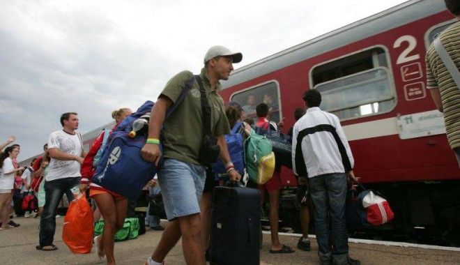 16.000 de pasageri au ales călătoria cu trenul spre/dinspre litoral, weekend-ul trecut - garamangalia3cp3e5b74d735-1340622329.jpg