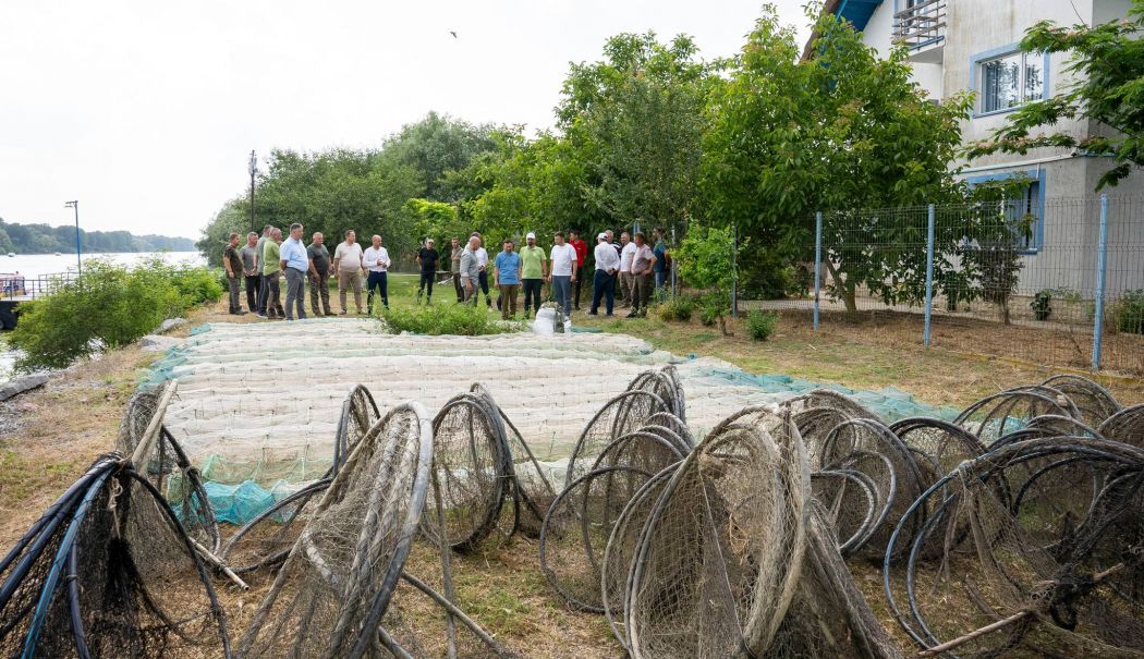 Delta Dunării, sub lupa autorităților! Confiscări masive de echipamente ilegale de pescuit