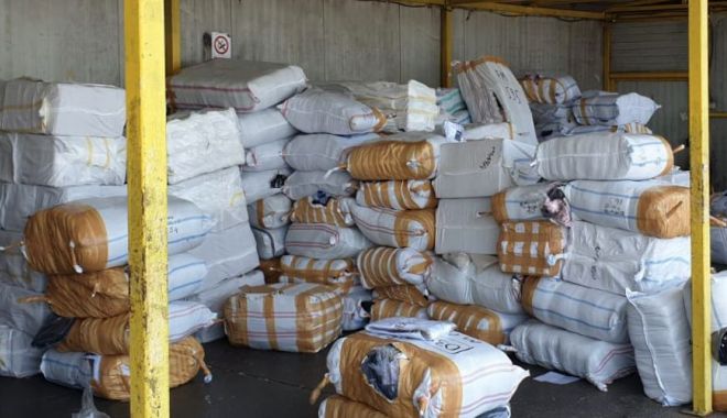 Colete aduse din Turcia, confiscate în Portul Constanța Sud Agigea - gardacontrafacutsursagardadecoas-1592149529.jpg