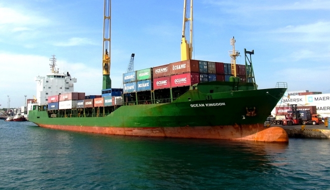 Garda de Coastă din Filipine a respins un atac pirateresc asupra unui portcontainer - gardadecoastadinfilipinearespins-1483533437.jpg