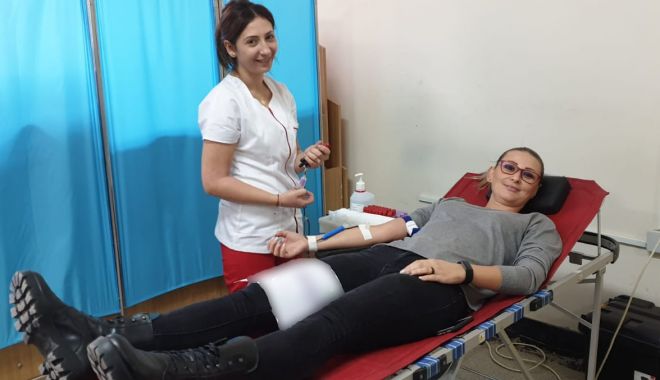 Polițiștii de frontieră au donat sânge - gardadonatii2-1570652396.jpg