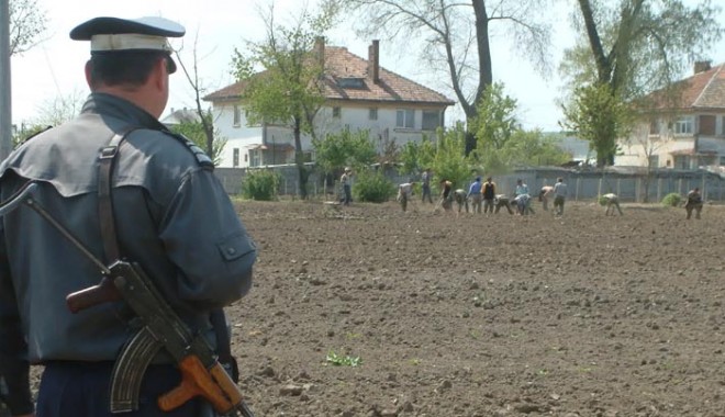 Gardienii de la Penitenciarul Poarta Alba, pregătiți pentru ce-i mai rău - gardieniidelapenitenciarpoartaal-1411498072.jpg