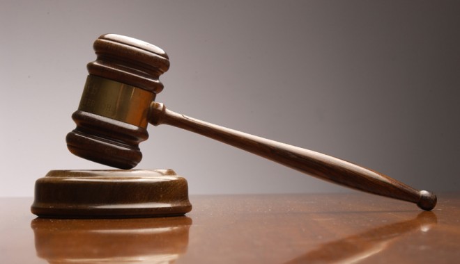 Membrii clanului Săceanu săltați de mascați  au fost puși în libertate - gavel333-1343939952.jpg