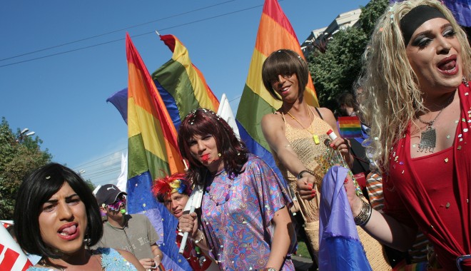 S-a deschis a 10-a ediție GayFest - gayfest-1370262485.jpg