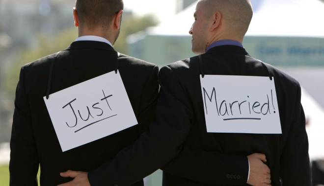 Decizie istorică! Căsătoria între persoane de același sex, legalizată în statele americane - gaymarriage-1435335520.jpg