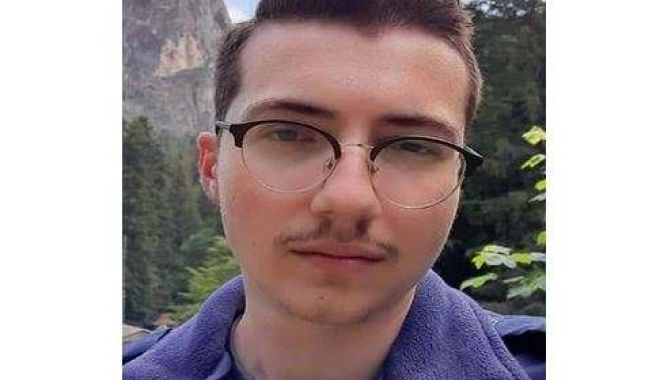 Poliţiştii solicită sprijinul populaţiei pentru găsirea unui băiat de 17 ani