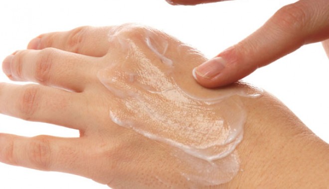 Cum ne protejează gelurile antibacteriene de virusuri - gelantibacterian-1362323411.jpg