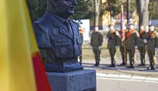 Au trecut 2 ani… Onor pentru Comandant: Respect, general Adrian Soci! - general-1575475730.jpg