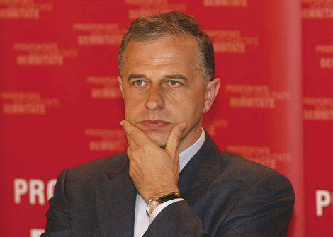 Mircea Geoană, schimbat de la conducerea Senatului - geoana-1320672030.jpg