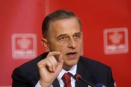 Geoană, cu un picior în afara PSD - geoana-1321216027.jpg
