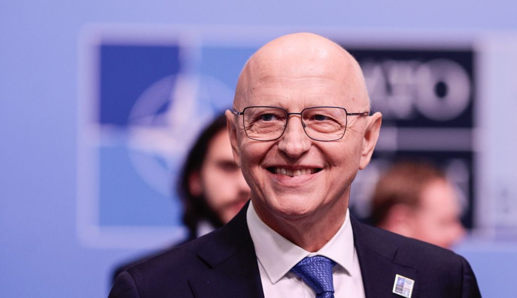 Mircea Geoană: "Să fiu în conducerea NATO a fost onoarea vieţii mele"