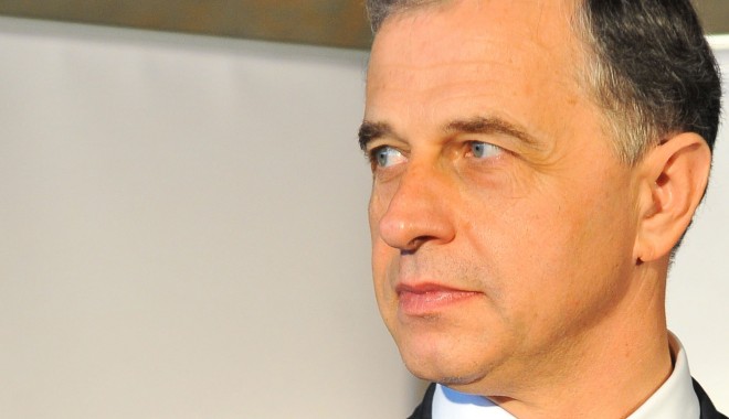 Curtea Constituțională va dezbate pe 7 decembrie contestația lui Mircea Geoană - geoana11-1322133008.jpg