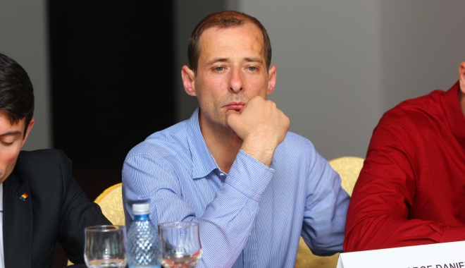 Cine l-a înlocuit pe George Papari, la șefia Administrației plajelor - georgepapari1465550235-1466511294.jpg
