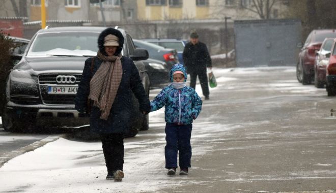 COD PORTOCALIU de VREME REA. Cum se circulă în Constanța - geriarnazapadaviscol23-1580976653.jpg