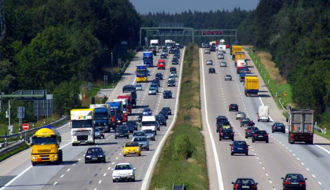 Germania a introdus taxă de drum  pentru șoferii străini - germaniataxadrum-1431102371.jpg