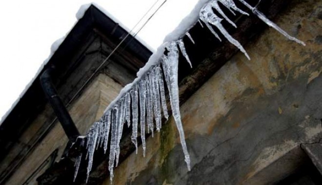 Șase persoane fără adăpost au murit din cauza gerului - gersdbahdb-1327921232.jpg