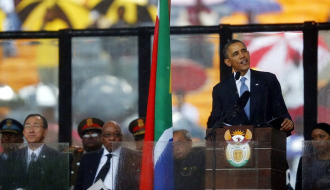 Gesturi fără precedent la ceremonia în memoria lui Nelson Mandela - gesturi-1386694107.jpg