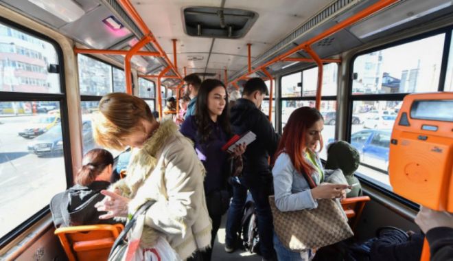 Ligia Deca, dată în judecată de studenți pentru că transportul în comun nu este încă decontat - gethumbnew-1696597716.jpg