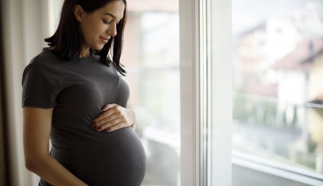 Studiu. Vaccinarea gravidelor împotriva coronavirusului ar putea oferi protecție copiilor - gettyimages1197692604-1615966480.jpg